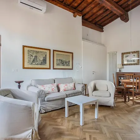 Apartamento Maggio In